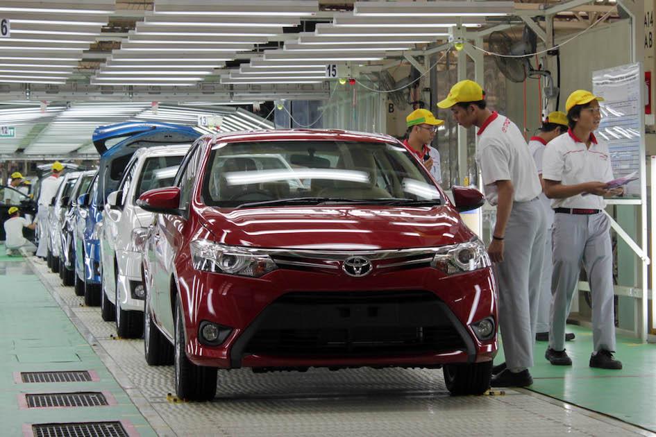 Ekspor CBU Toyota kuartal I 2014 naik enam persen