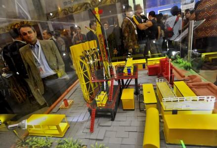 Pendapatan ABMM didukung dari segmen kontraktor dan tambang