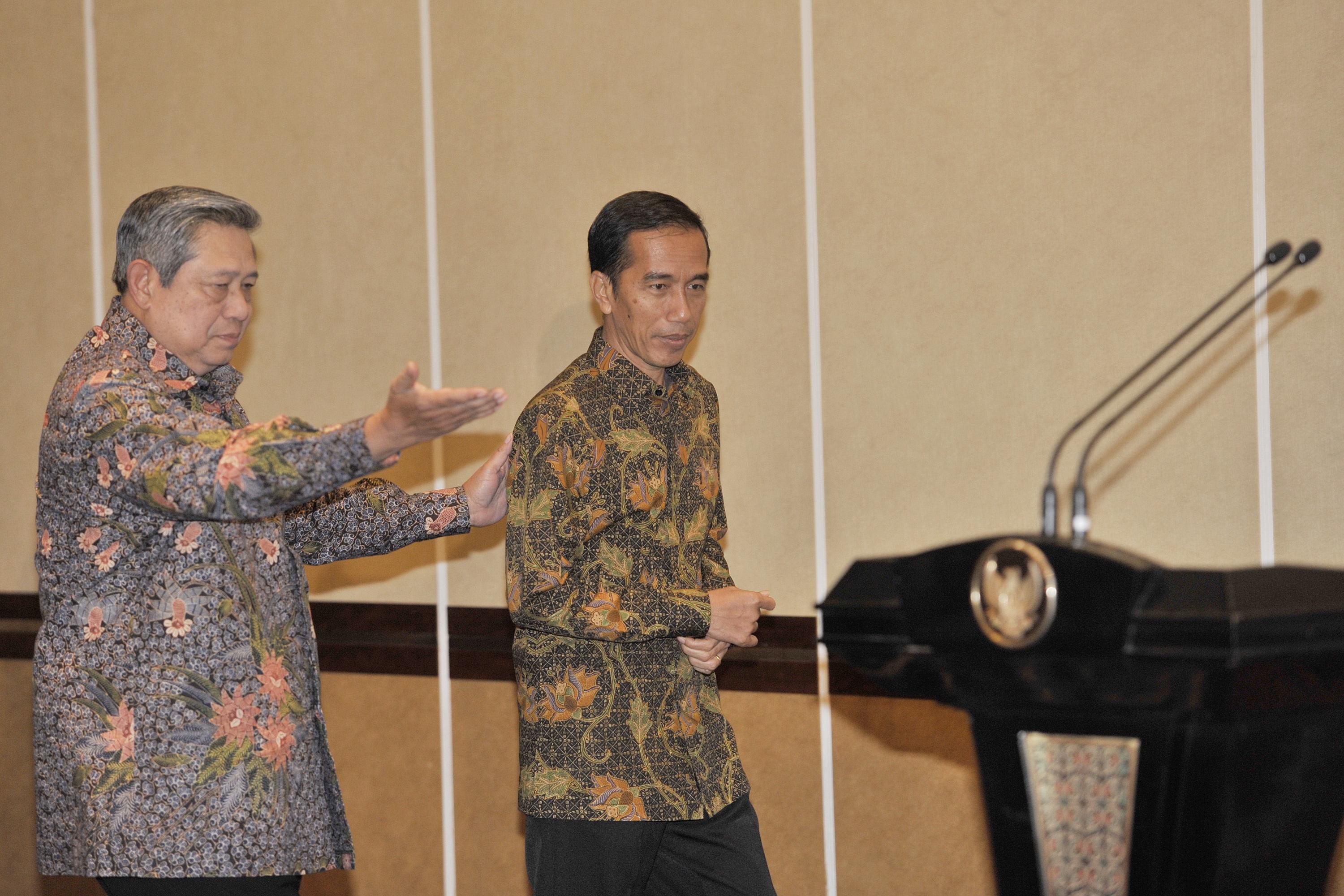 Kepuasan Rakyat pada Jokowi Merosot Akibat Ekonomi Melemah? Bagaimana SBY?