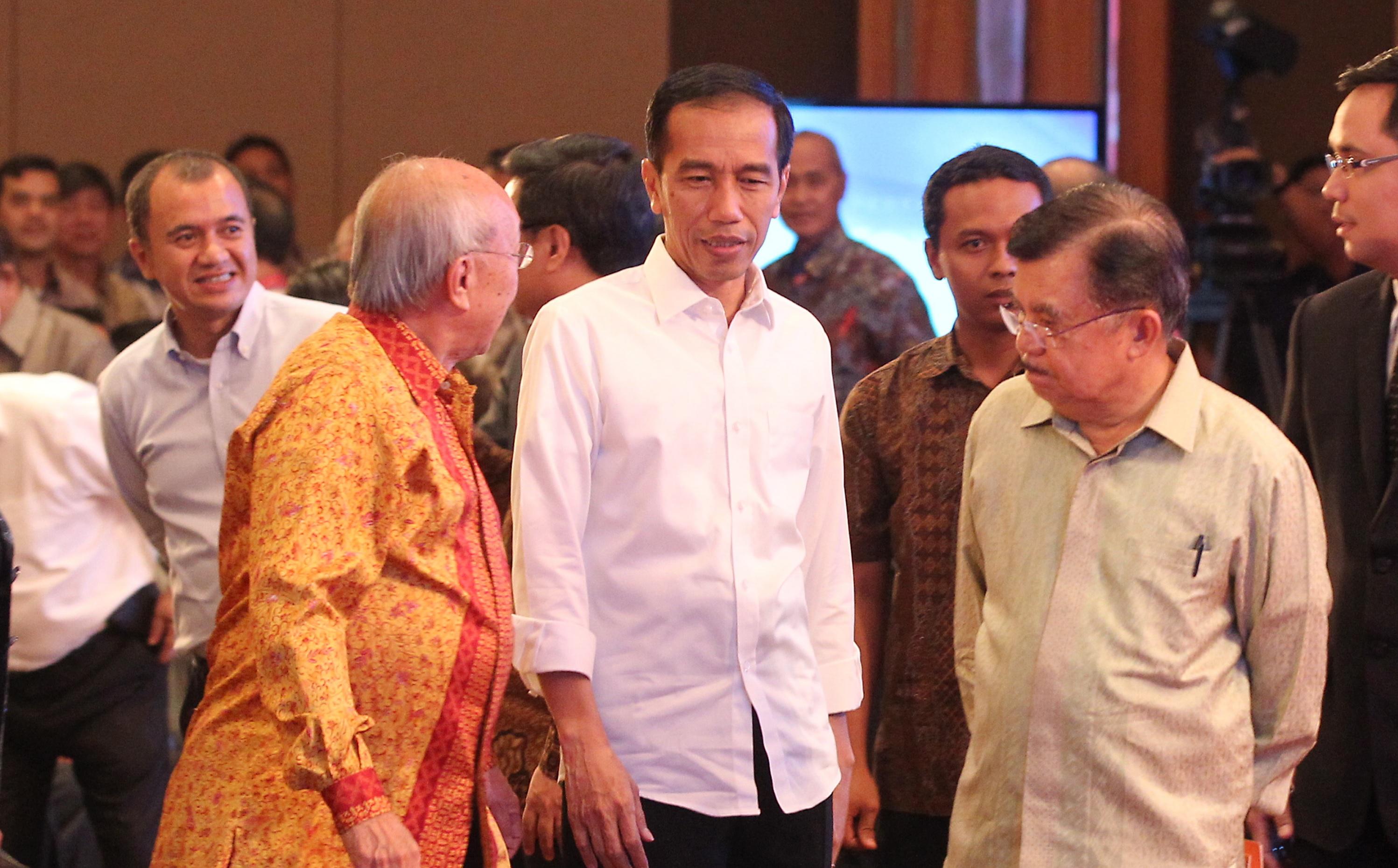 Rupiah Melemah, Jokowi Manjakan Industri Ekspor dengan Insentif Pajak