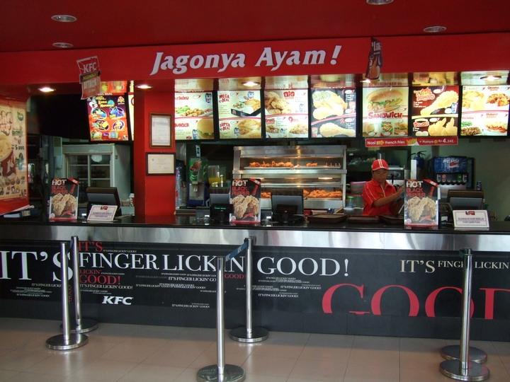 Pembukaan Gerai Mundur, FAST "KFC" Revisi Target Pendapatan Tumbuh 10%: Bisnis