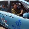 Premium Turun Rp900, Tarif Taksi Blue Bird Belum Turun