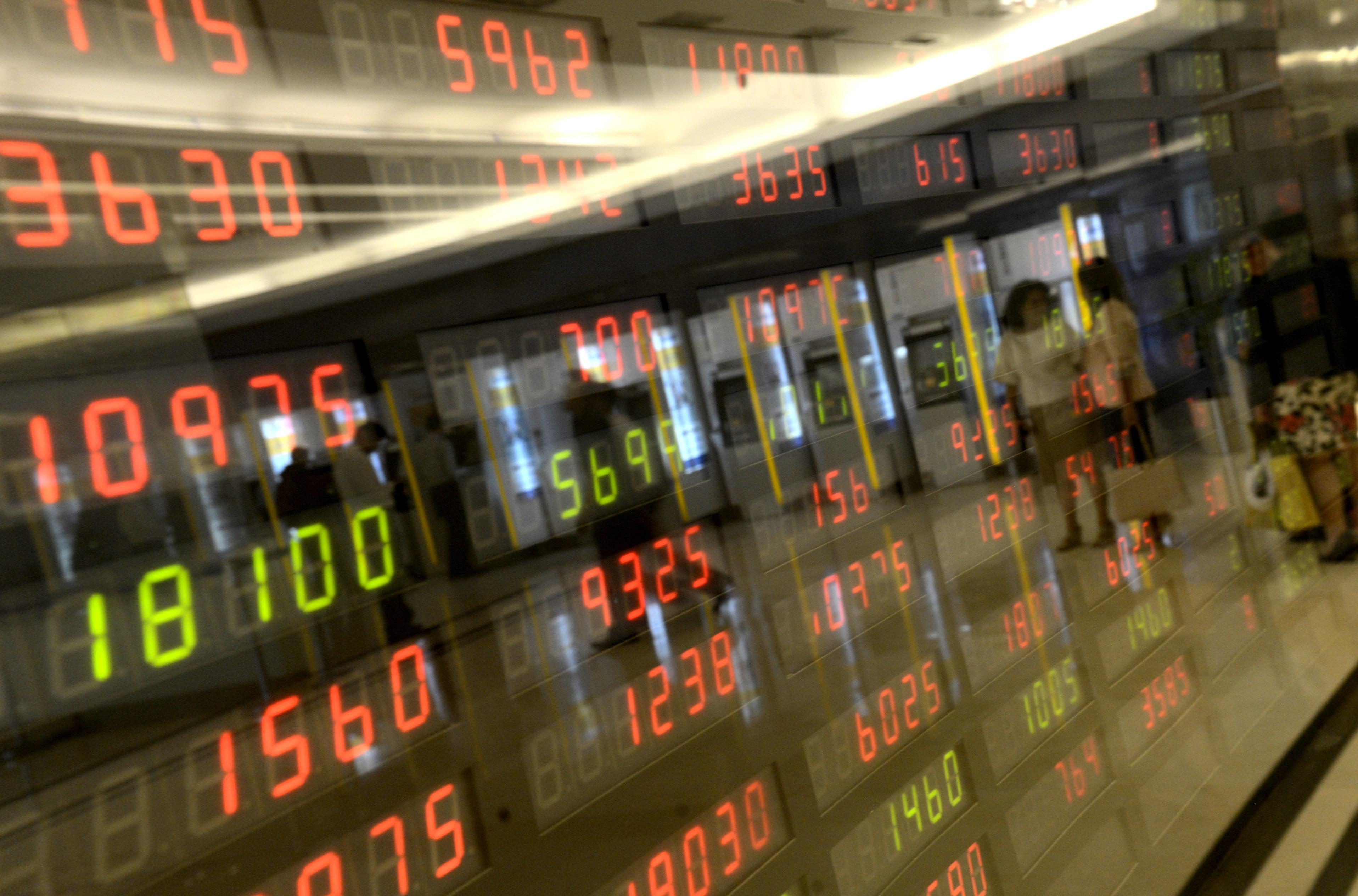 STOCK MOVERS: Inflasi Ikut Dorong Koreksi IHSG 1,06%