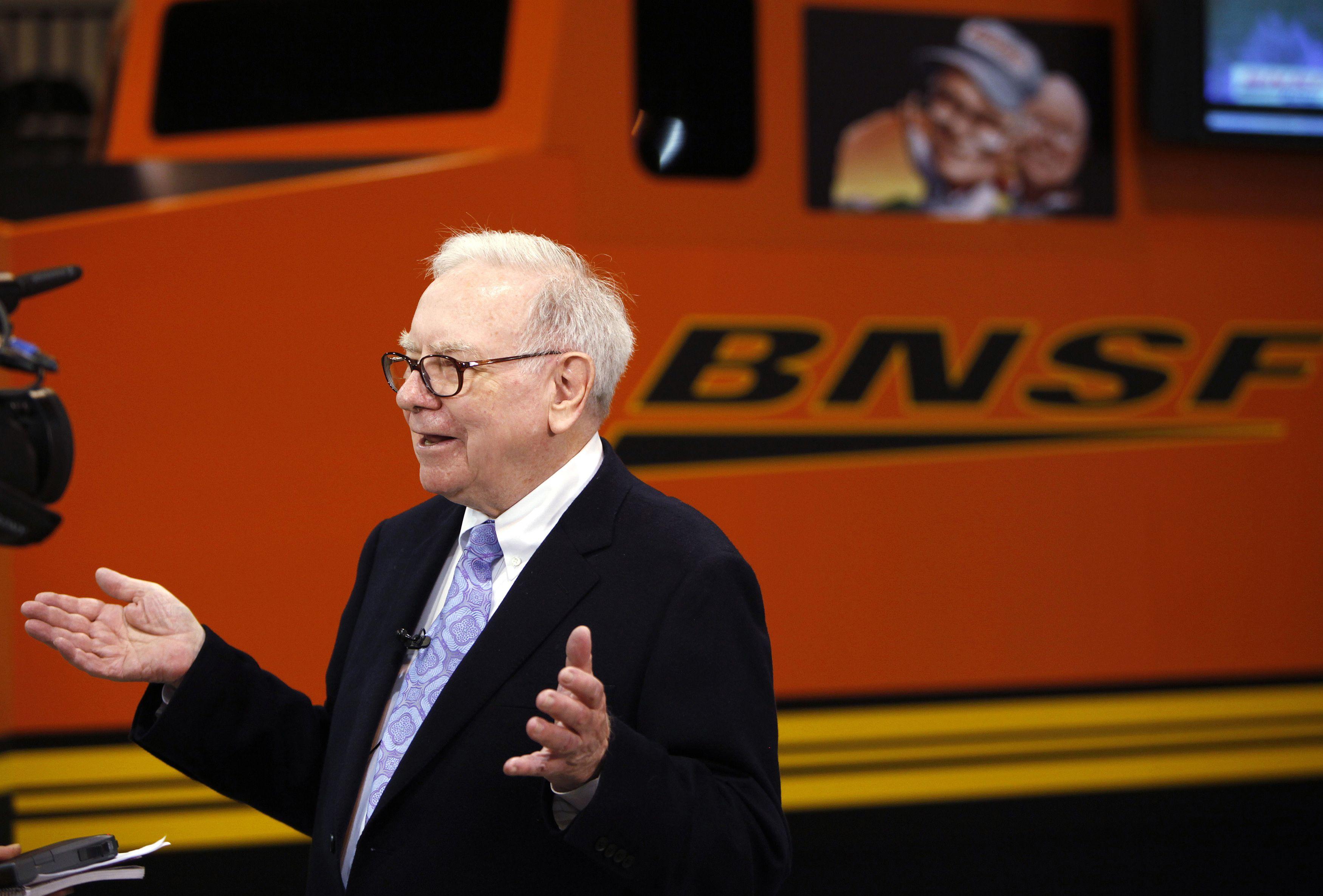 Kisah Warren Buffet dan Portofolio "Junk Food"