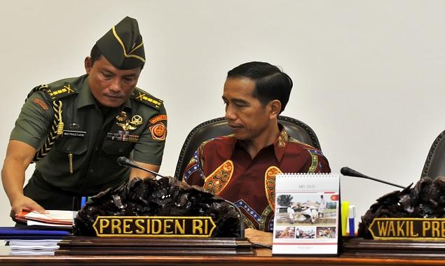 Hindari Lonjakan Harga Jelang Puasa Idul Fitri, Jokowi Pimpin Rapat Persiapan