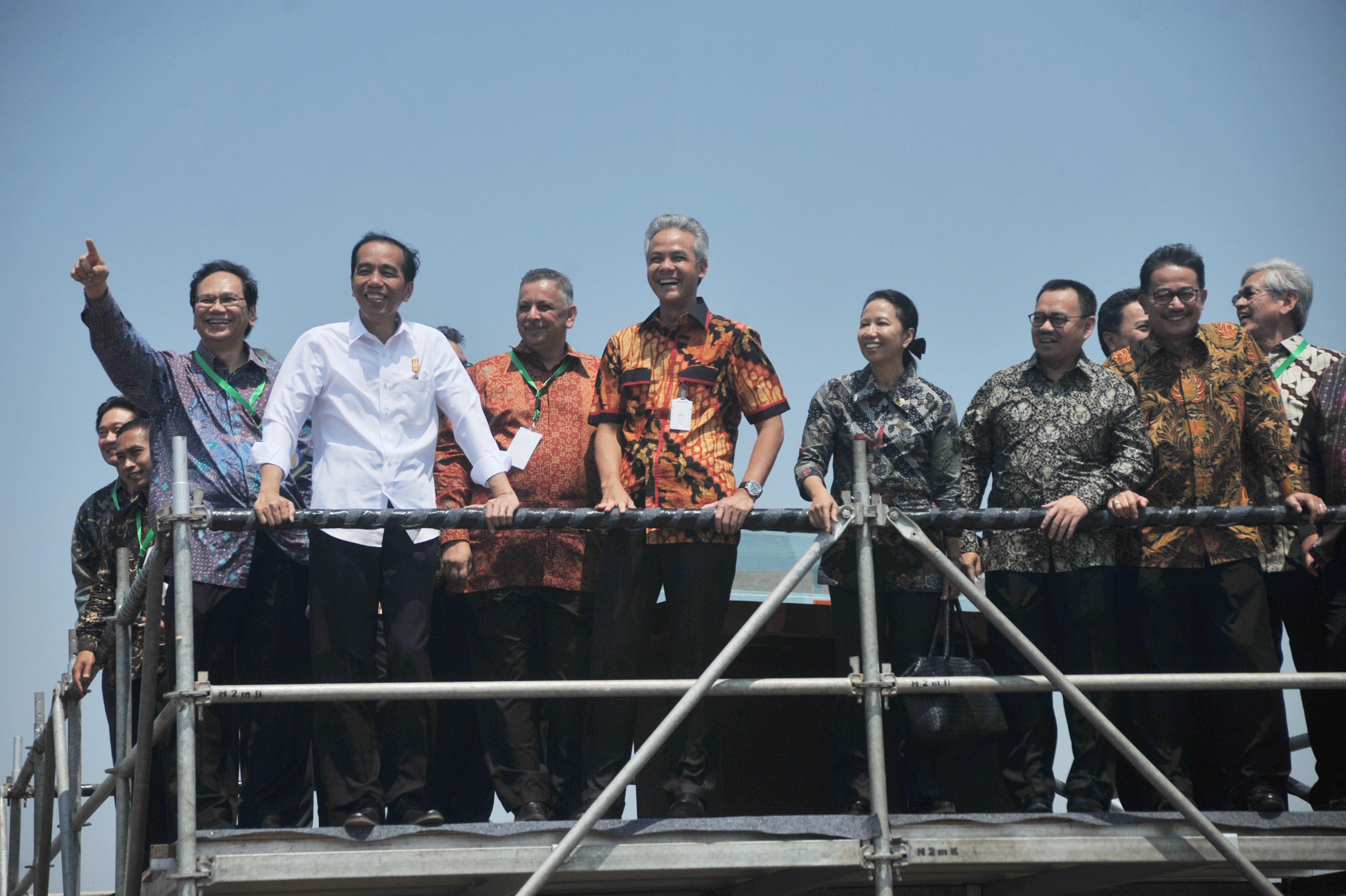 Proyek-Proyek Infrastruktur Mangkrak yang Digulirkan Jokowi