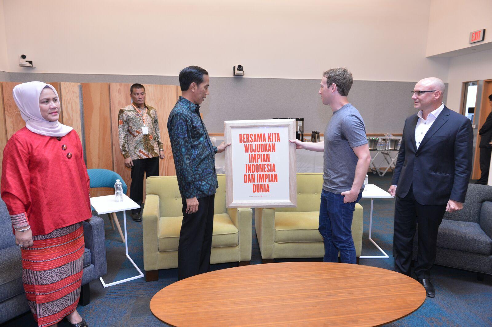 Pendapatan Facebook Indonesia di 2015 Rp2,5 Triliun, Pajaknya Bisa Ditarik?