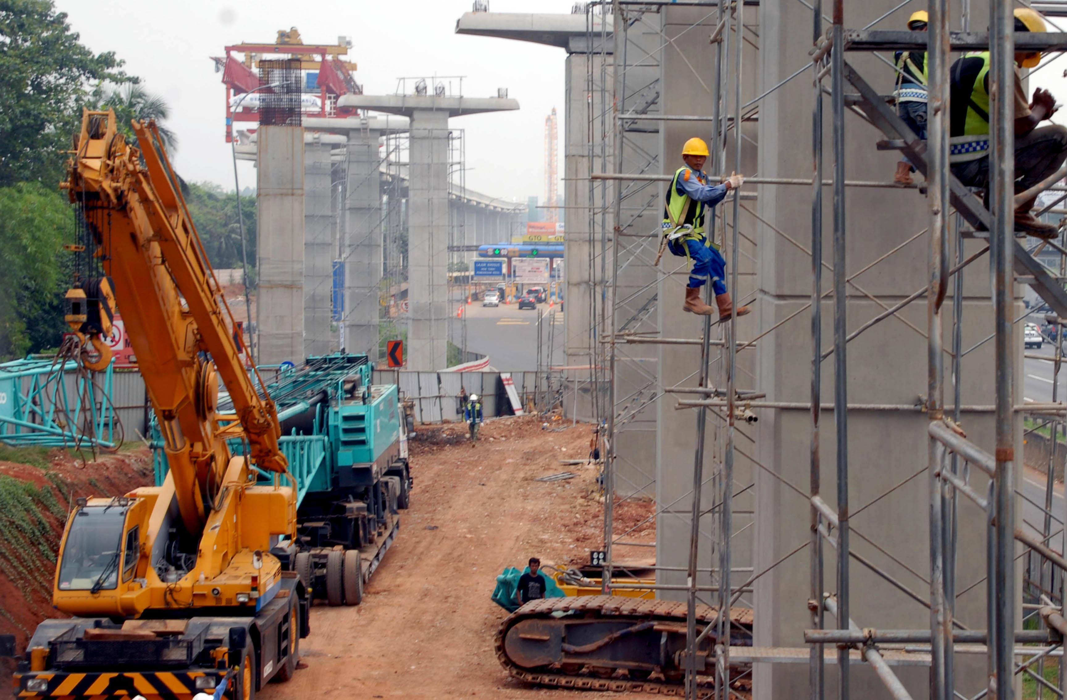 Pemerintahan Jokowi Kaji Blended Finance untuk Biayai Infrastruktur