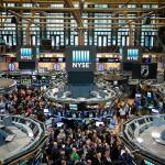 Jelang Tutup Tahun 2018, Indeks Dow Jones AS Ditutup Melonjak Hampir 5 Persen