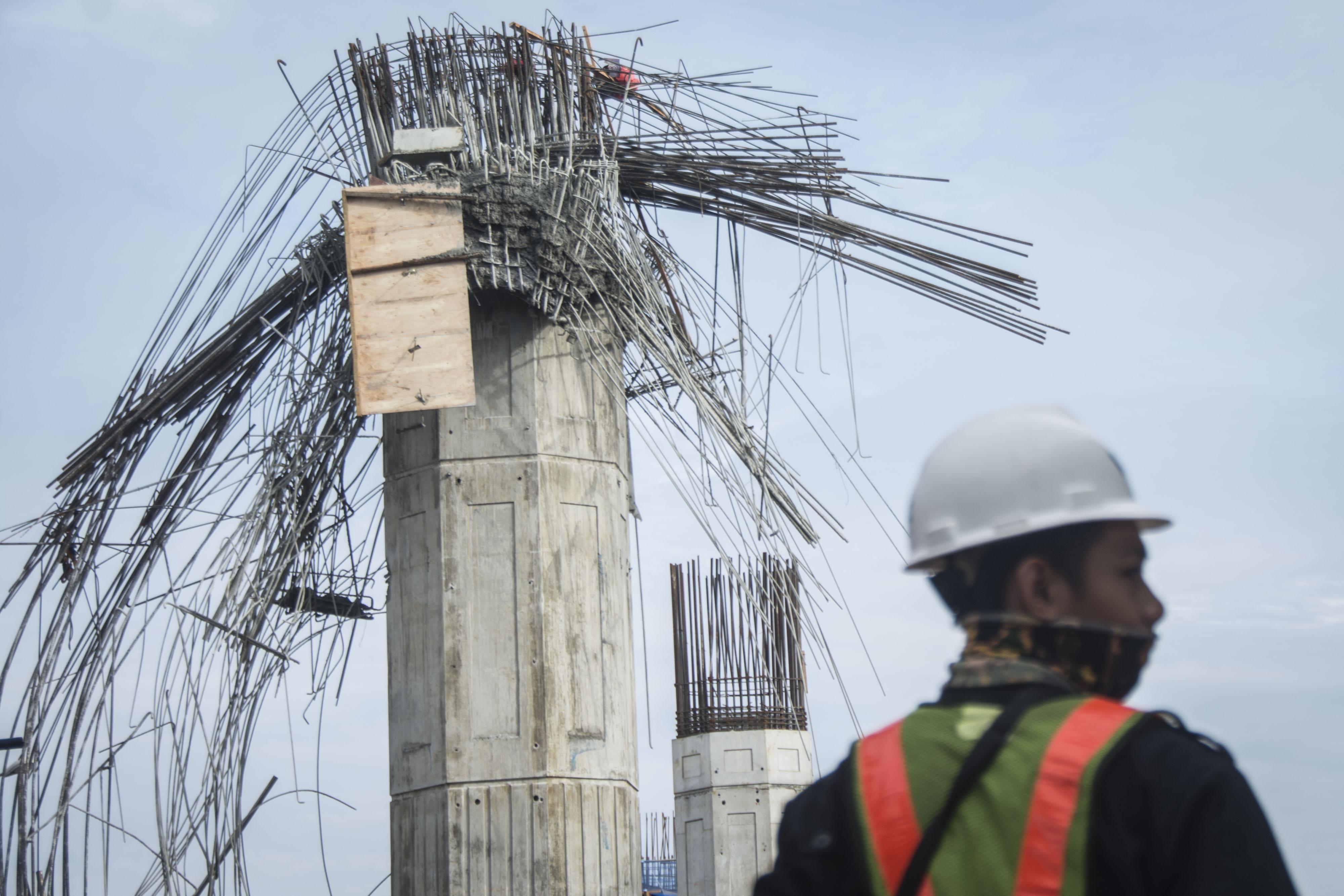 Jokowi Minta Pembangunan Infrastruktur Diawasi Ketat, WSKT akan Terima Sanksi