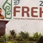 Anggota DK OJK, Hoesen : Jumlah Investor Pasar Modal Minim, Mayoritas di Jawa