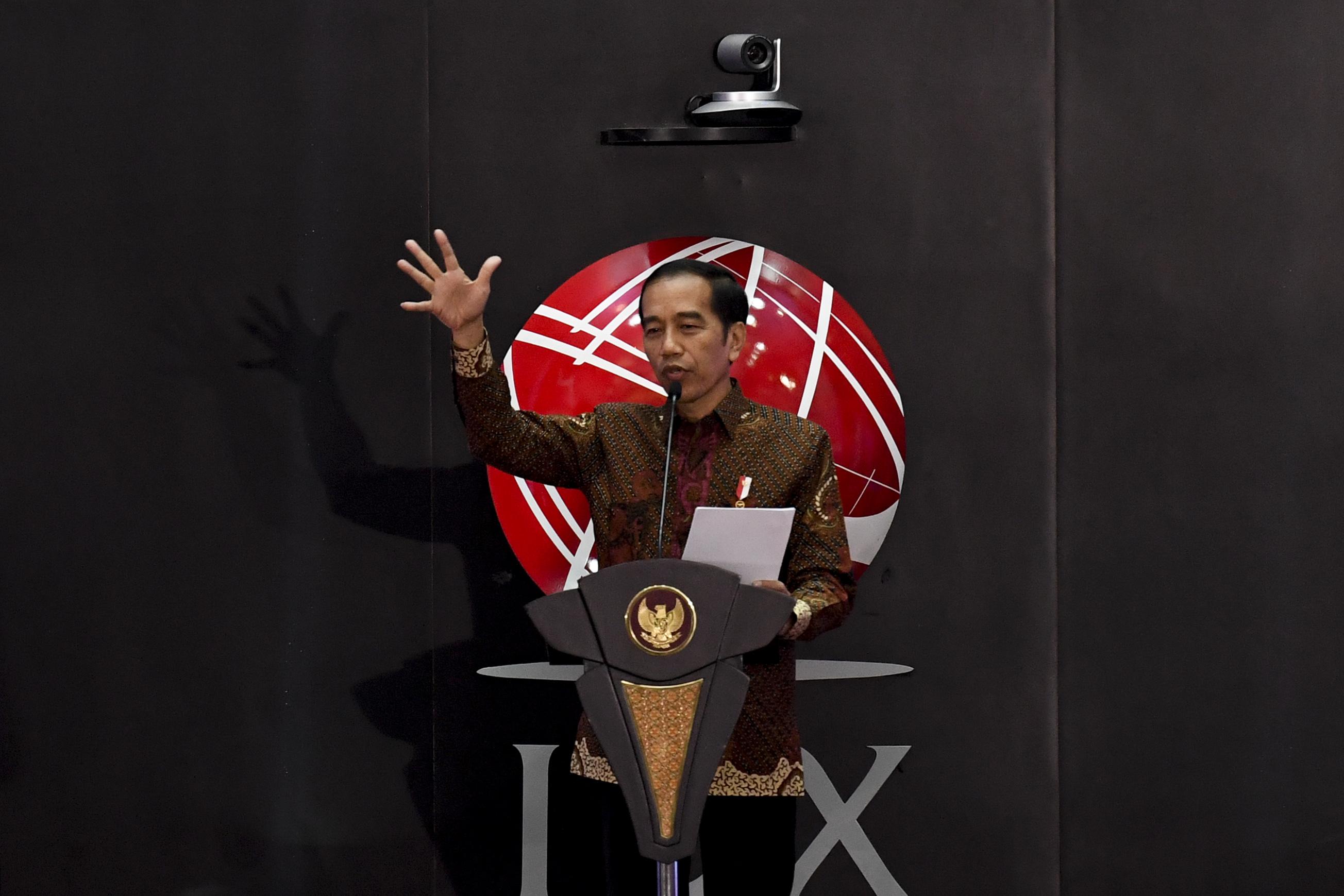 Jokowi Buka Perdagangan Saham: 2020, Tahun 'Pembersihan' Pasar Modal